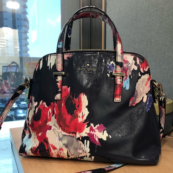 kate spade Handbags - Kate Spade Cedar Street Hazy Floral Maise Bag